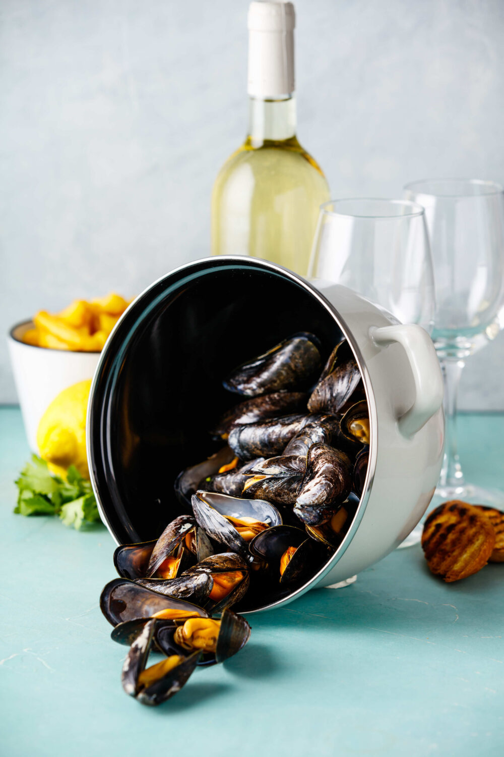 Moules de Bouchot – małże z francuskiego wybrzeża Normandii